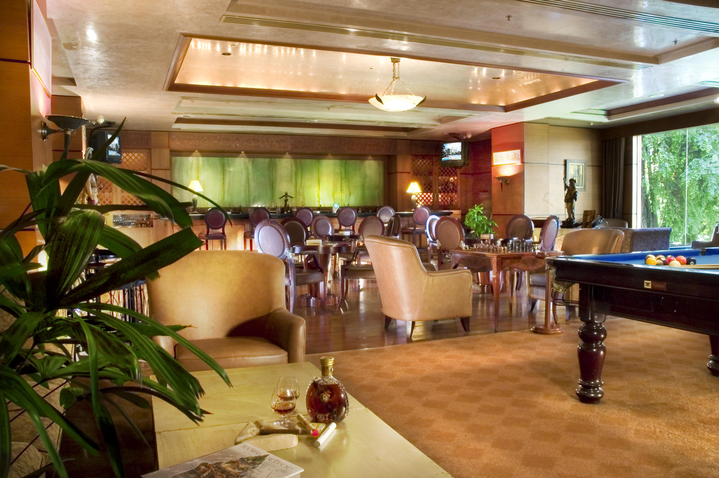 Hotel Borobudur 5*